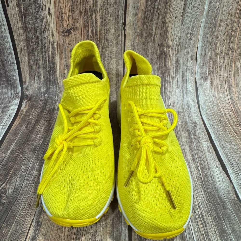 Preowned Barely Worn Bright Yellow Slip On Sneakers Size 7 Item #PHK6477